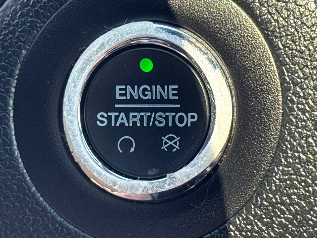 Used 2019 Ford Explorer Sport w/ Equipment Group 401A AWD/4WD image 43