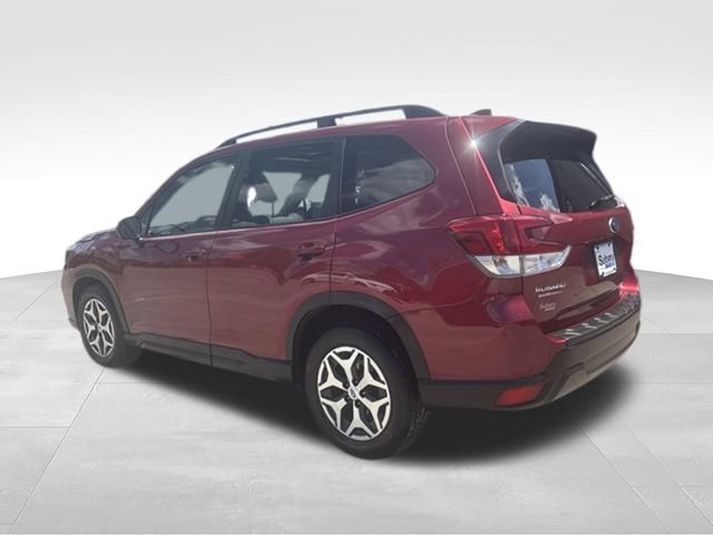 Used 2021 Subaru Forester Premium AWD/4WD image 5