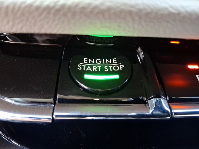 Certified 2025 Lincoln Corsair Reserve image 24