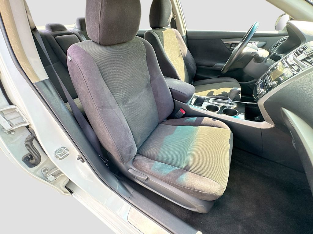 Used 2013 Nissan Altima 2.5 SV w/ 2.5SV Convenience Pkg FWD image 34