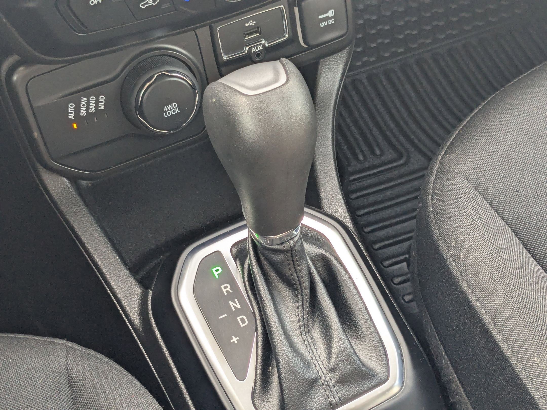 Used 2021 Jeep Renegade Sport image 27