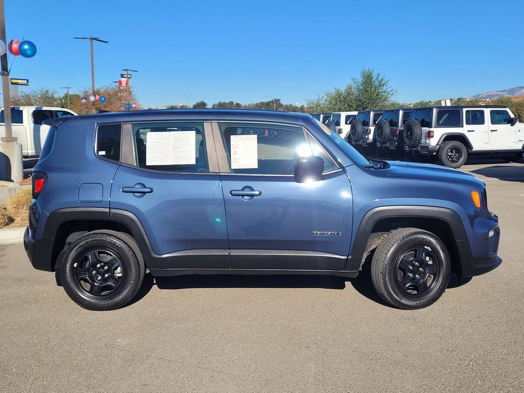Used 2022 Jeep Renegade Sport image 4
