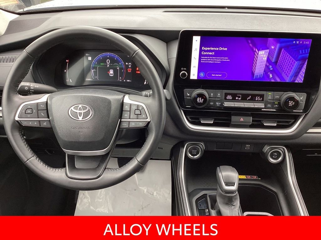 Used 2025 Toyota Grand Highlander AWD image 19