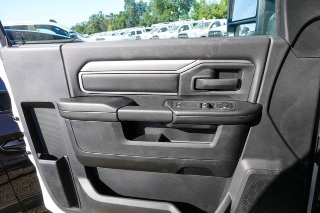New 2025 RAM 5500 Tradesman AWD/4WD image 15