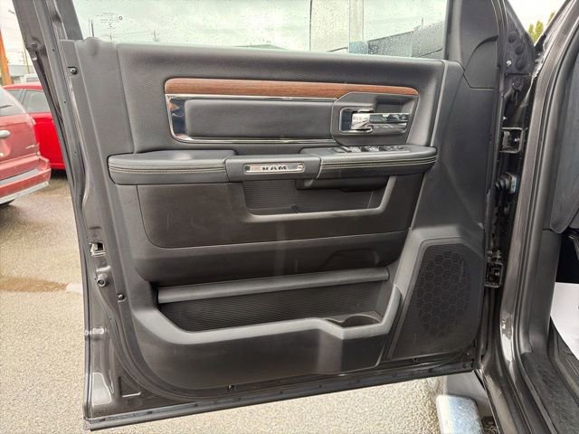 Used 2018 RAM 2500 Laramie w/ Protection Group image 26