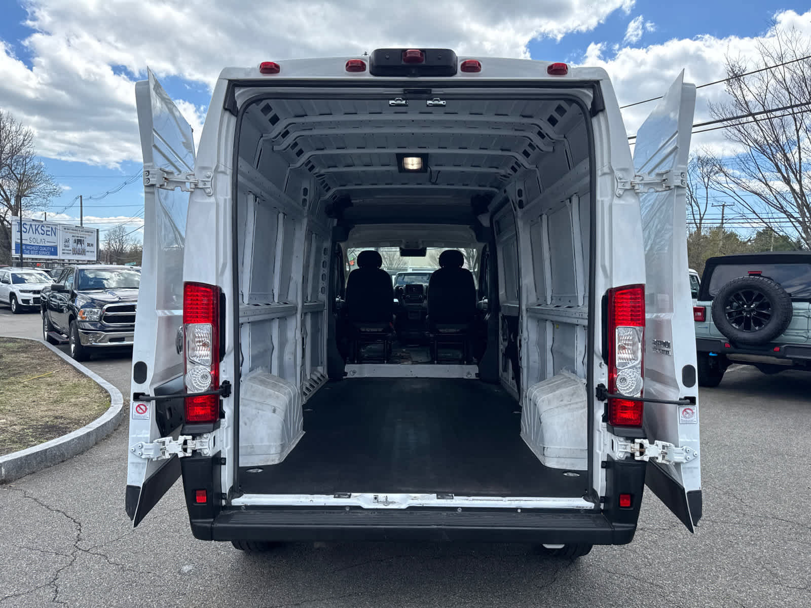 Used 2023 RAM ProMaster 2500 FWD image 30