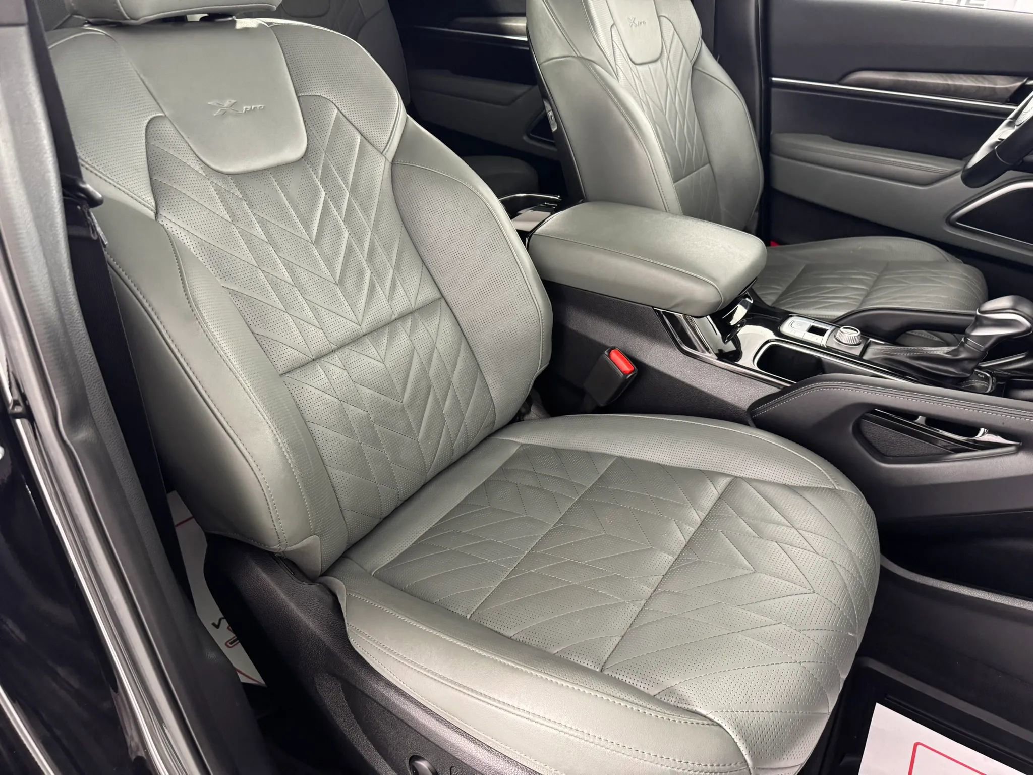 Used 2023 Kia Telluride SX Prestige X-Pro AWD/4WD image 37