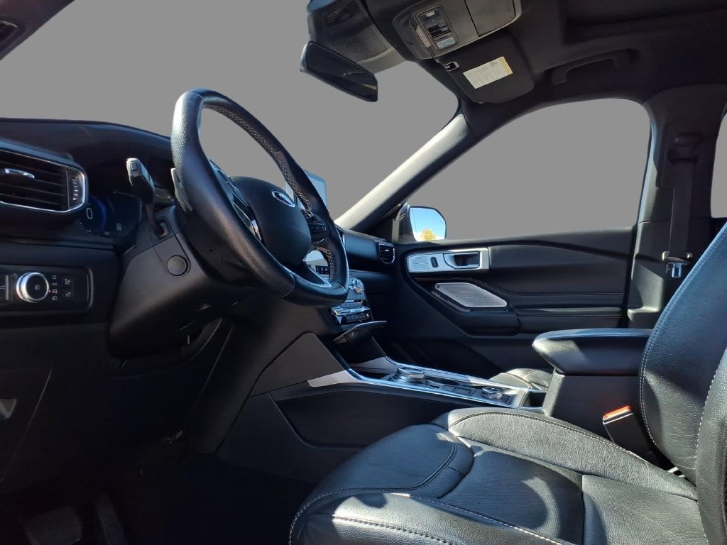 Used 2020 Ford Explorer ST w/ Premium Technology Package AWD/4WD image 22