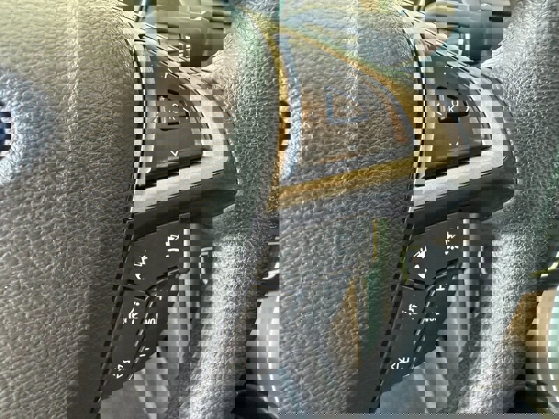 Used 2020 Ford Fusion SE image 22