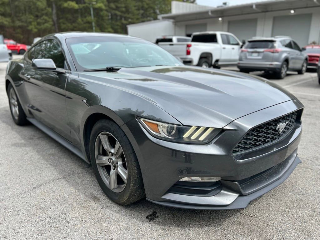 Used 2017 Ford Mustang Coupe image 1