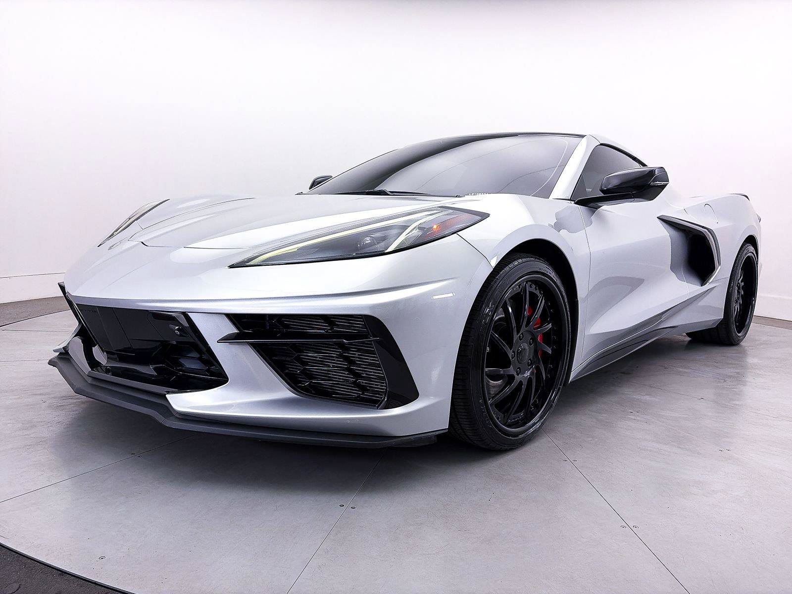 Used 2020 Chevrolet Corvette Stingray Preferred Cpe w/ 2LT Preferred Equipment Group RWD image 14