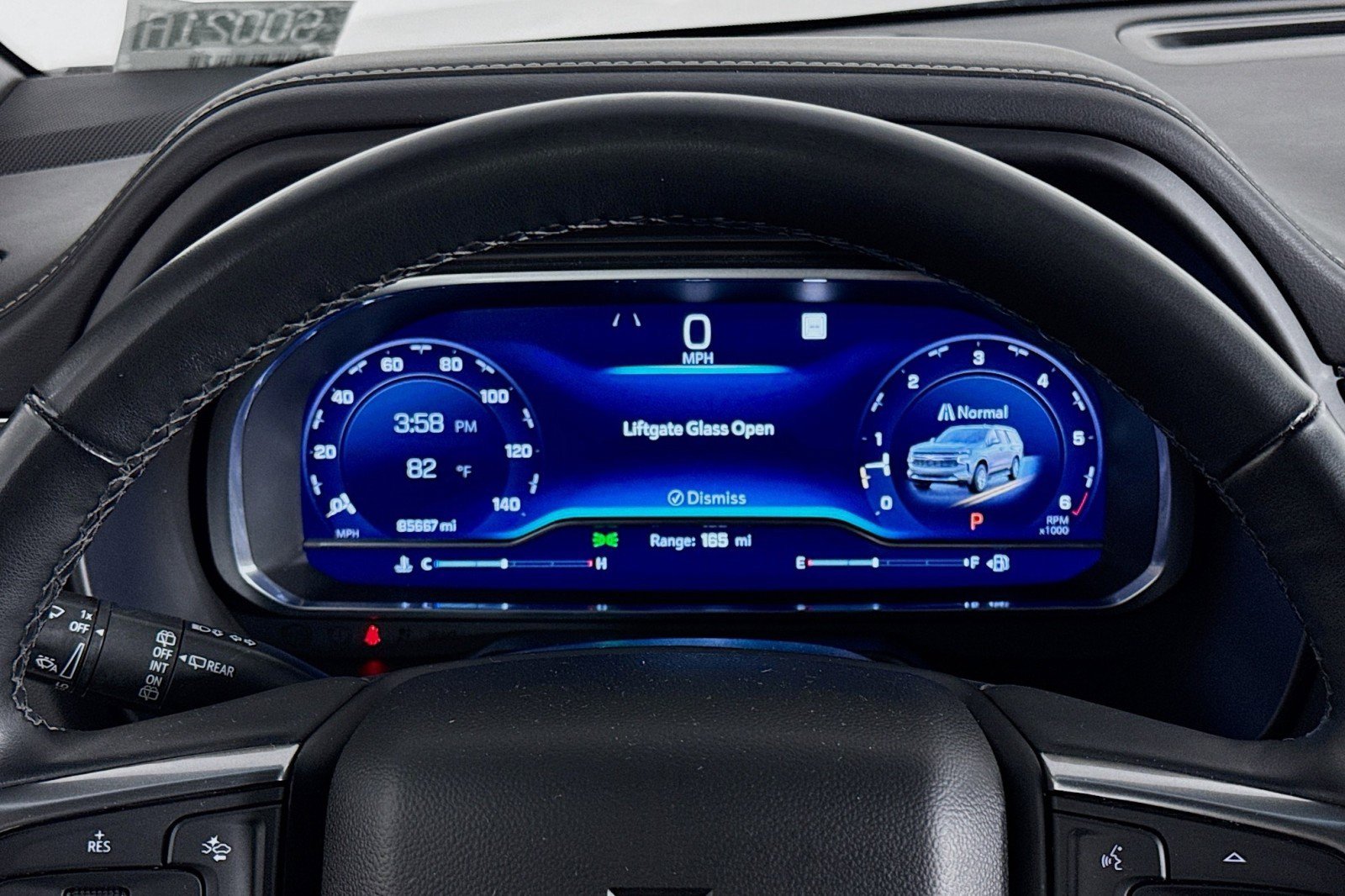 Used 2023 Chevrolet Suburban Premier image 19