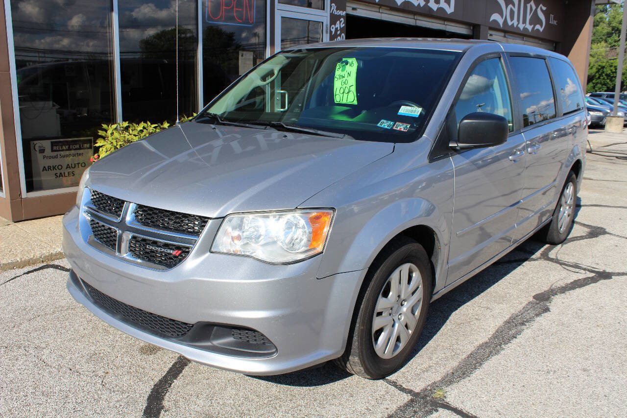 Used 2016 Dodge Grand Caravan SE w/ Quick Order Package 29E SE image 1
