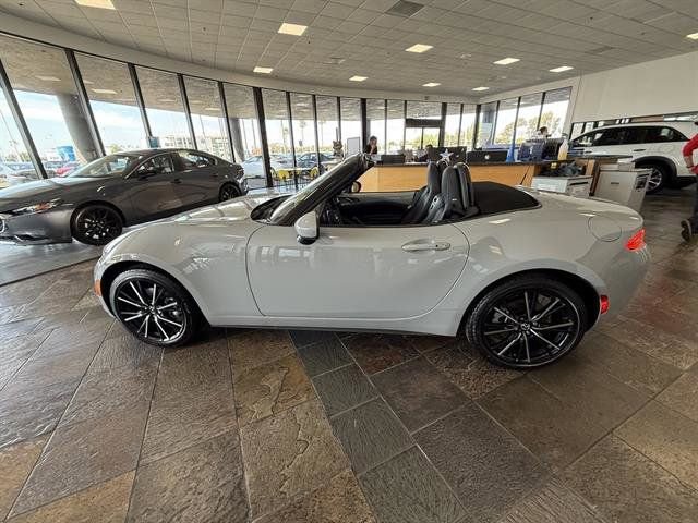 New 2025 MAZDA MX-5 Miata Grand Touring w/ Weather Package image 3