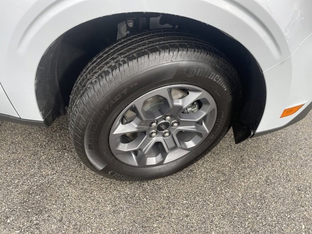 New 2025 Ford Maverick XLT w/ Equipment Group 302A image 17