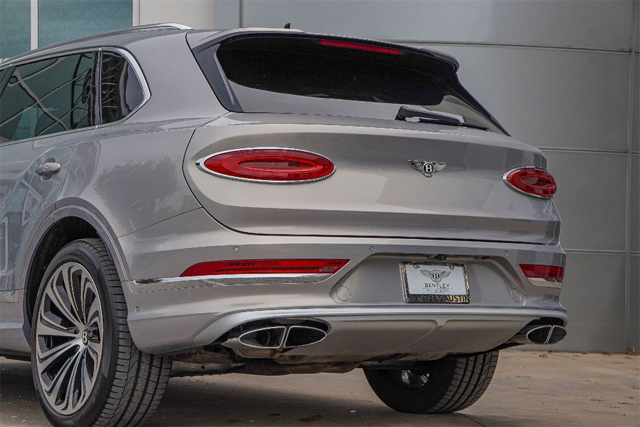 Certified 2024 Bentley Bentayga Extended Wheelbase image 16