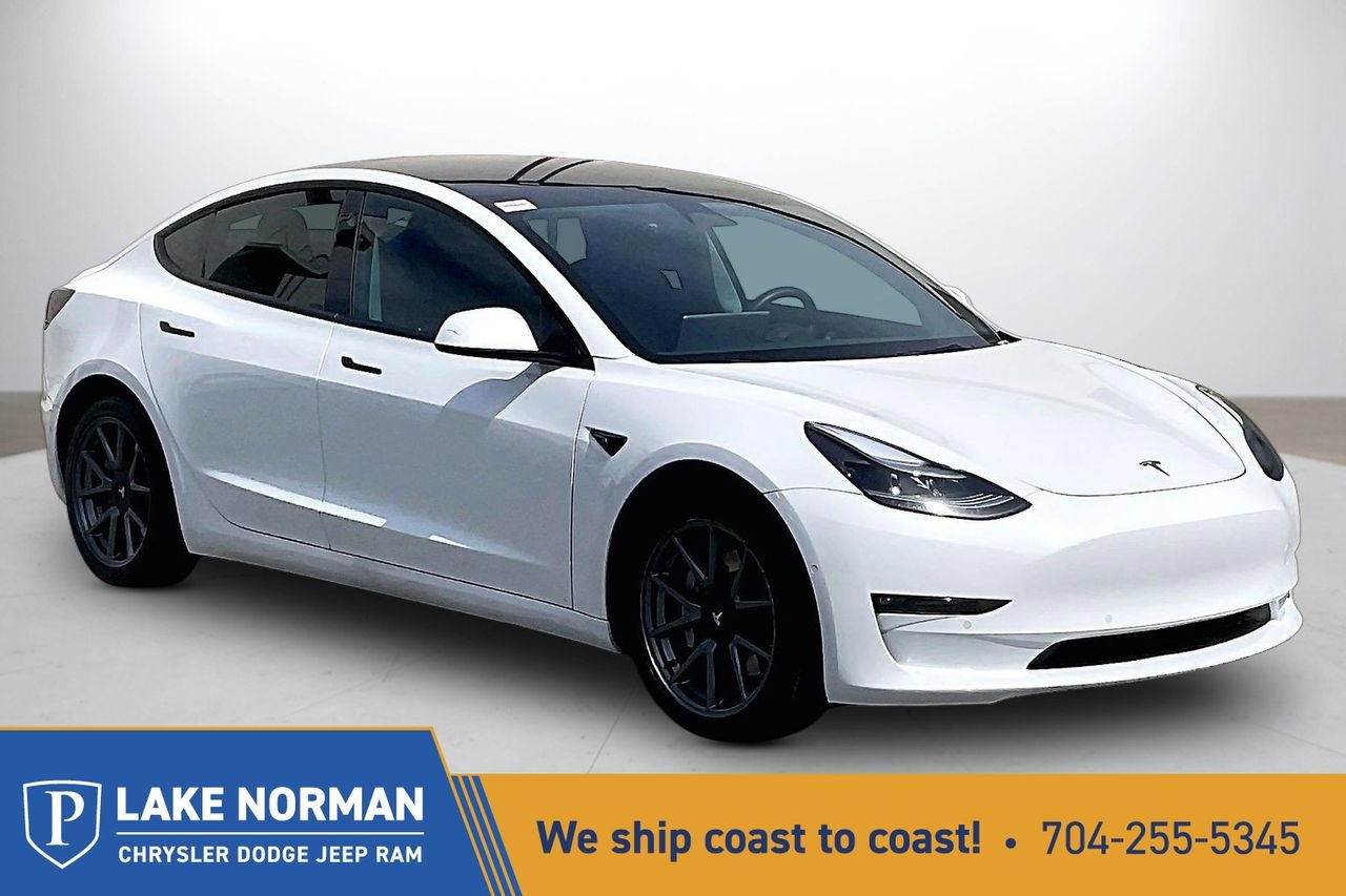 Used 2022 Tesla Model 3 Long Range image 1