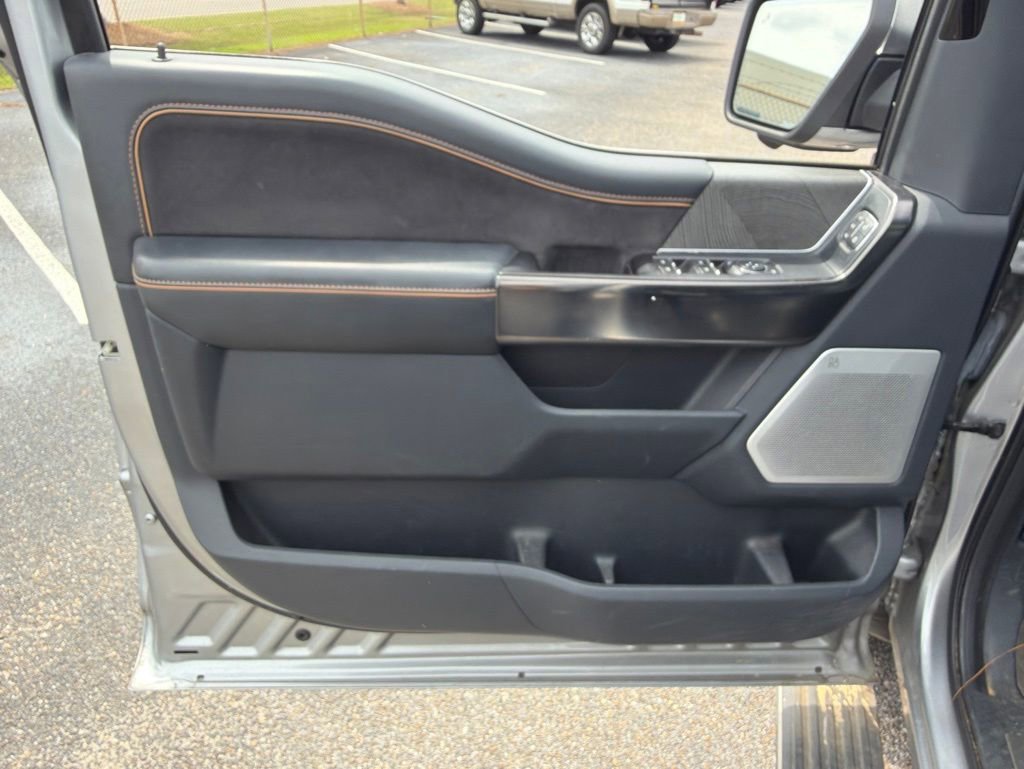 Used 2022 Ford F150 Platinum w/ Equipment Group 701A High AWD/4WD image 18