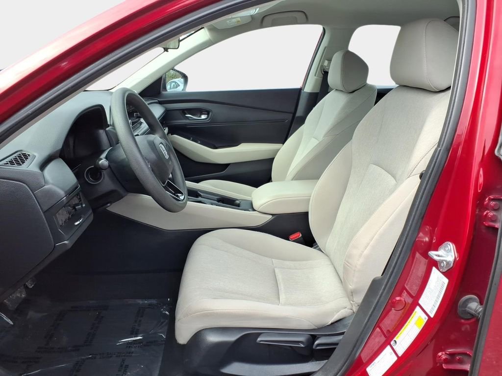 Used 2023 Honda Accord LX image 11