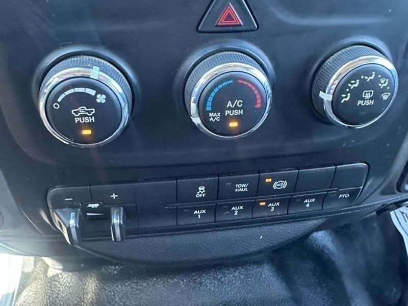 Used 2016 RAM 4500 Tradesman w/ Max Tow Package RWD image 17