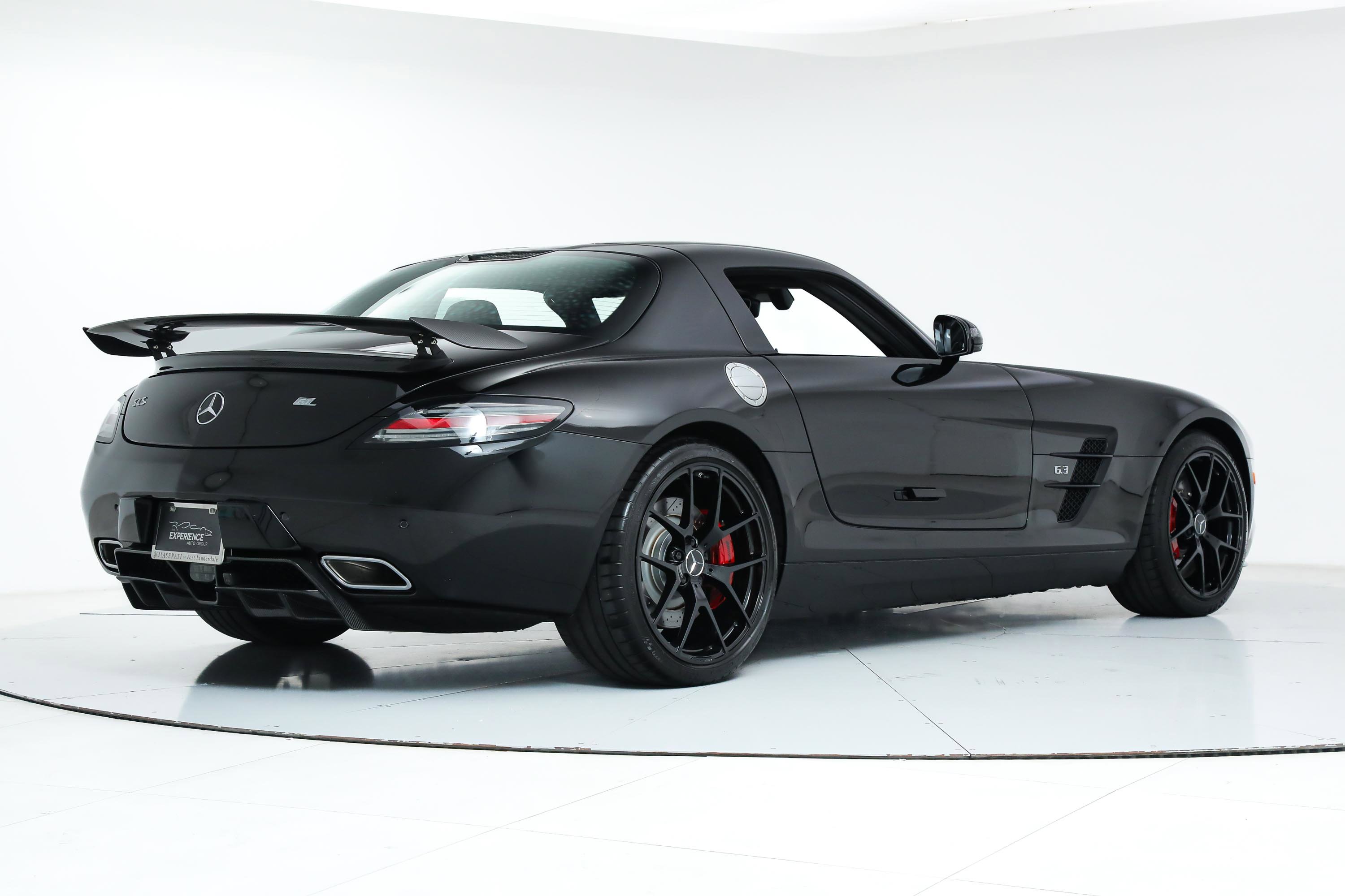 Used 2015 Mercedes-Benz SLS AMG GT Final Edition image 5