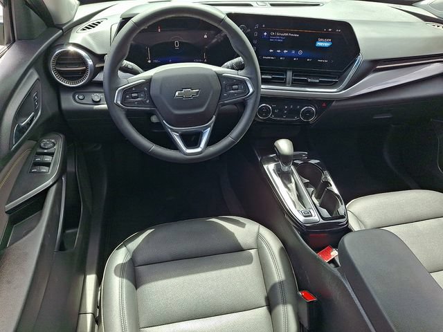 Certified 2025 Chevrolet Trax ACTIV w/ Driver Confidence Package FWD image 11