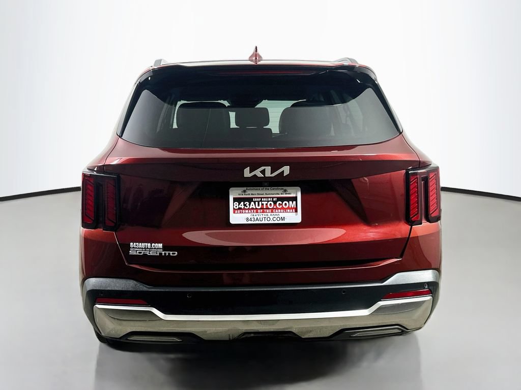 Used 2024 Kia Sorento S FWD image 6