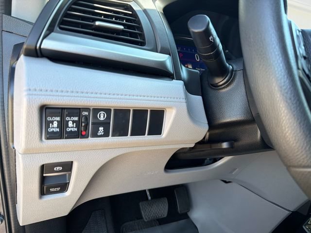 Used 2023 Kia Niro EX Touring FWD image 31