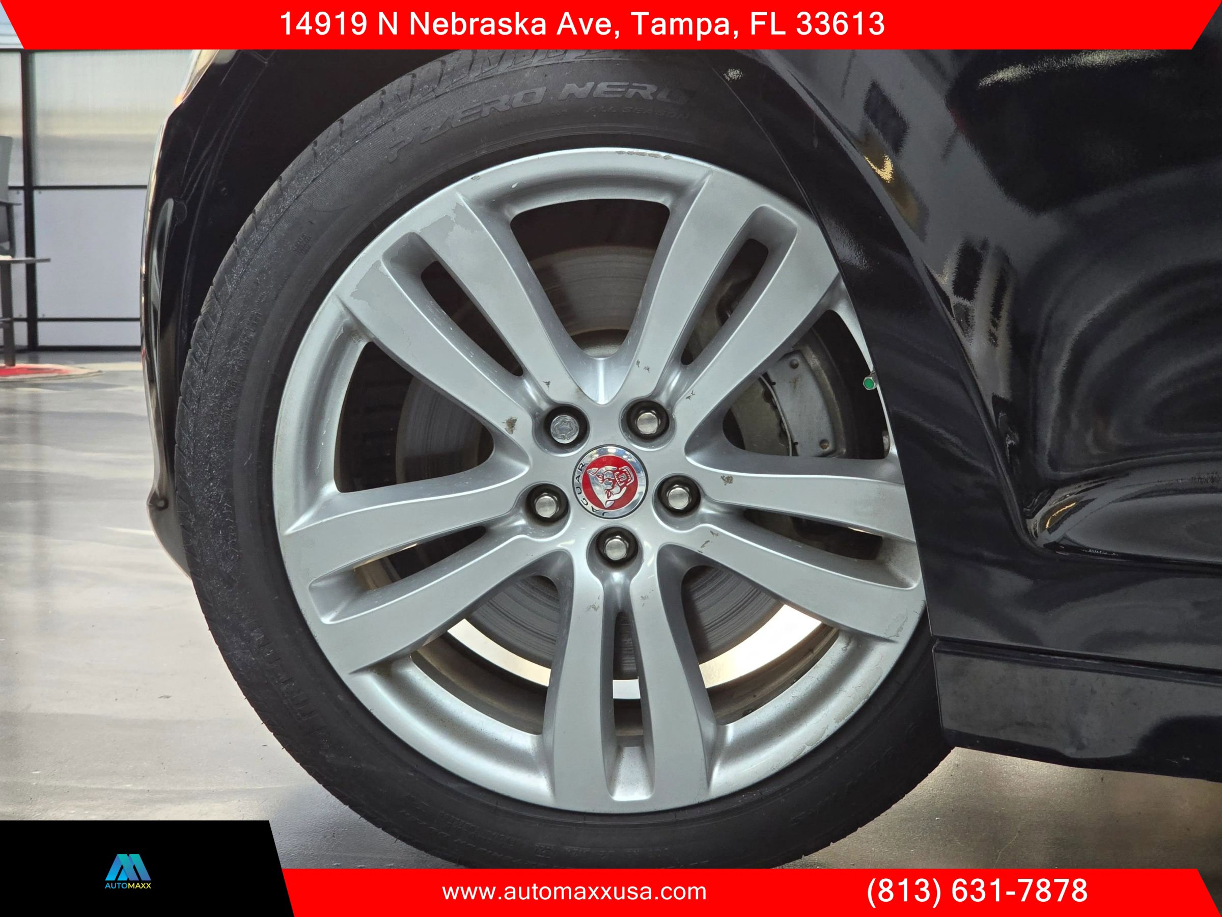 Used 2016 Jaguar XJ L Portfolio RWD image 5