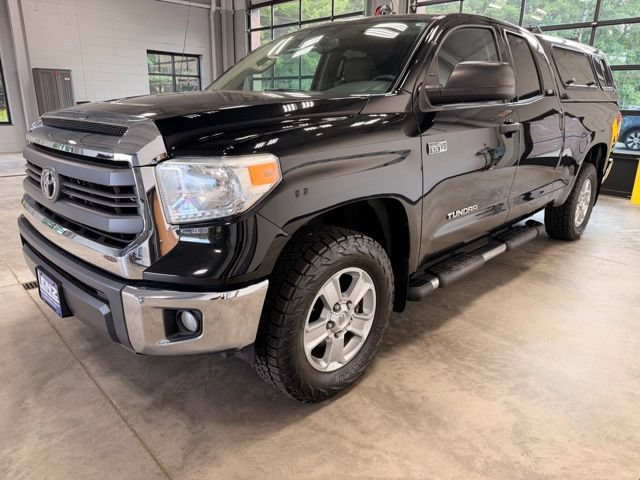 Used 2014 Toyota Tundra SR5 w/ SR5 Upgrade Package AWD/4WD image 4