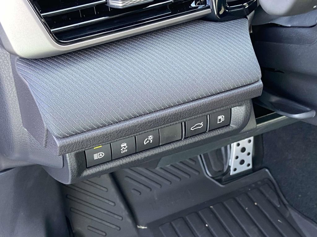 New 2026 Toyota Camry SE image 19
