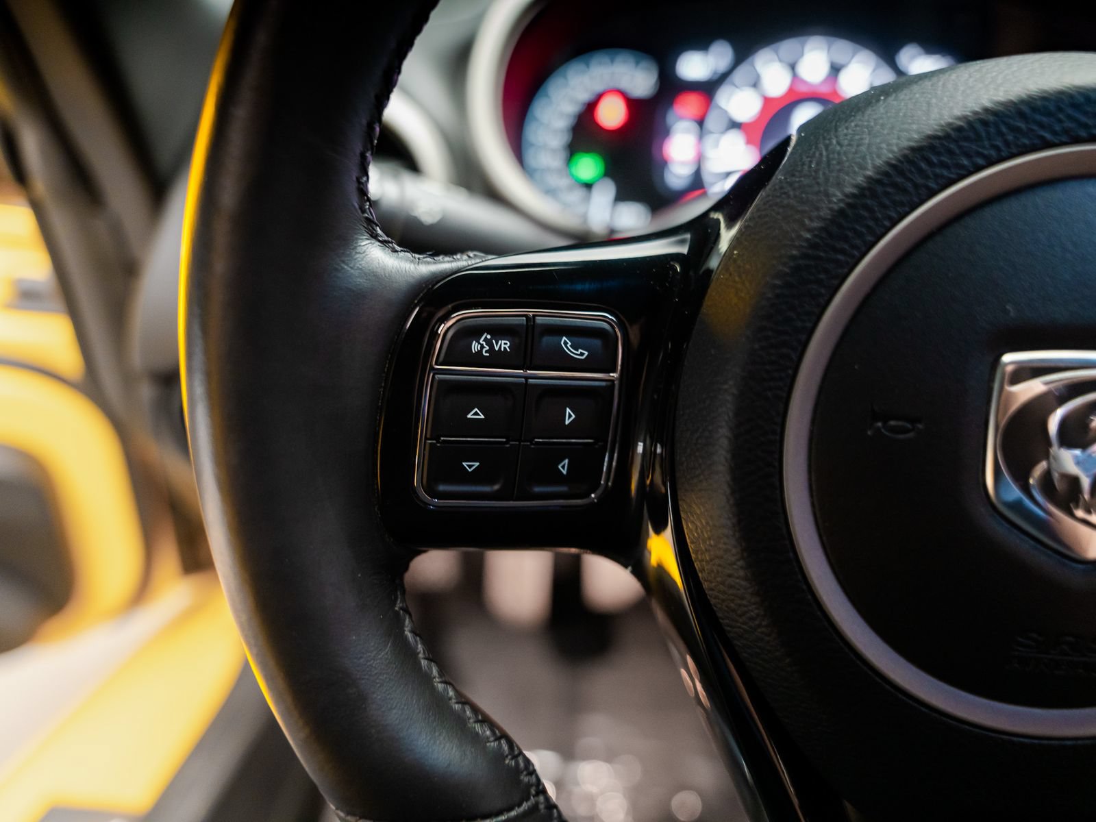 Used 2014 SRT Viper SRT-10 w/ Grand Touring Package RWD image 40