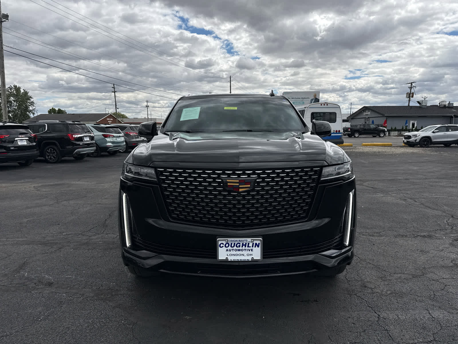 Certified 2021 Cadillac Escalade Premium Luxury w/ Driver Assist Tech Package AWD/4WD image 8