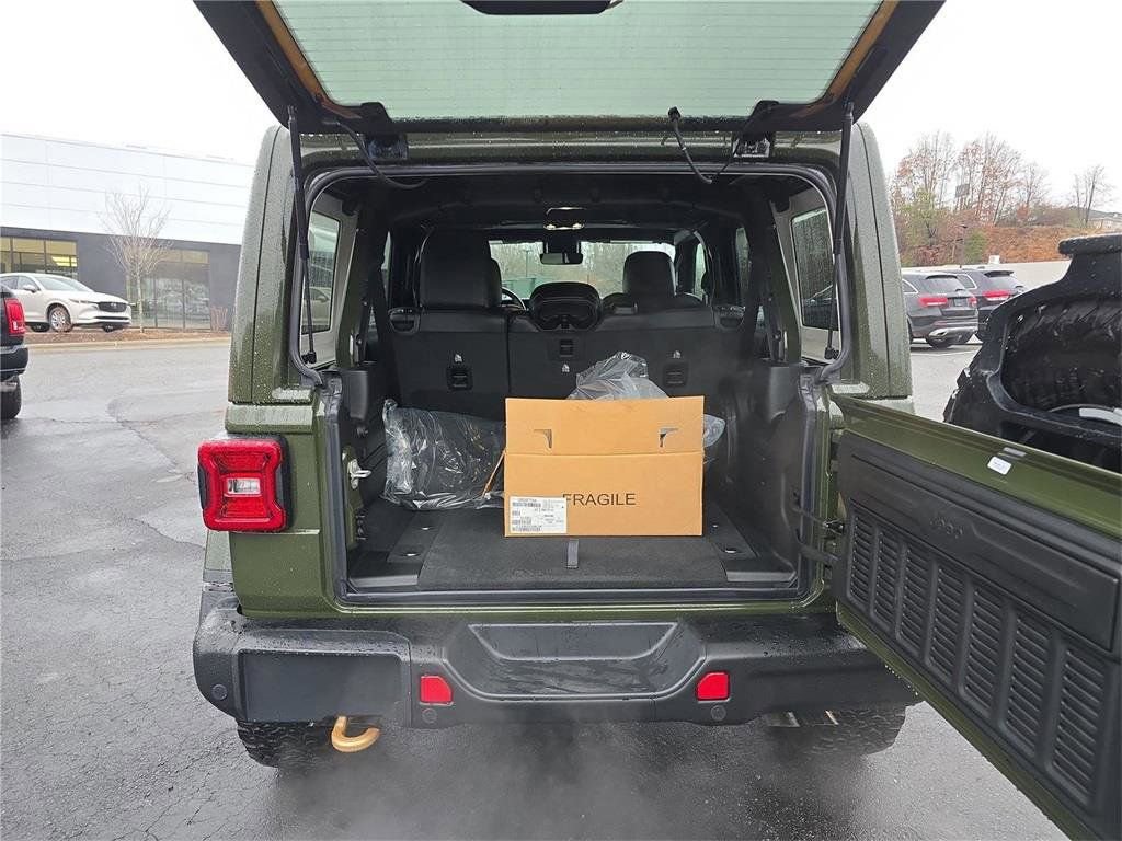 Used 2023 Jeep Wrangler Rubicon 392 image 5