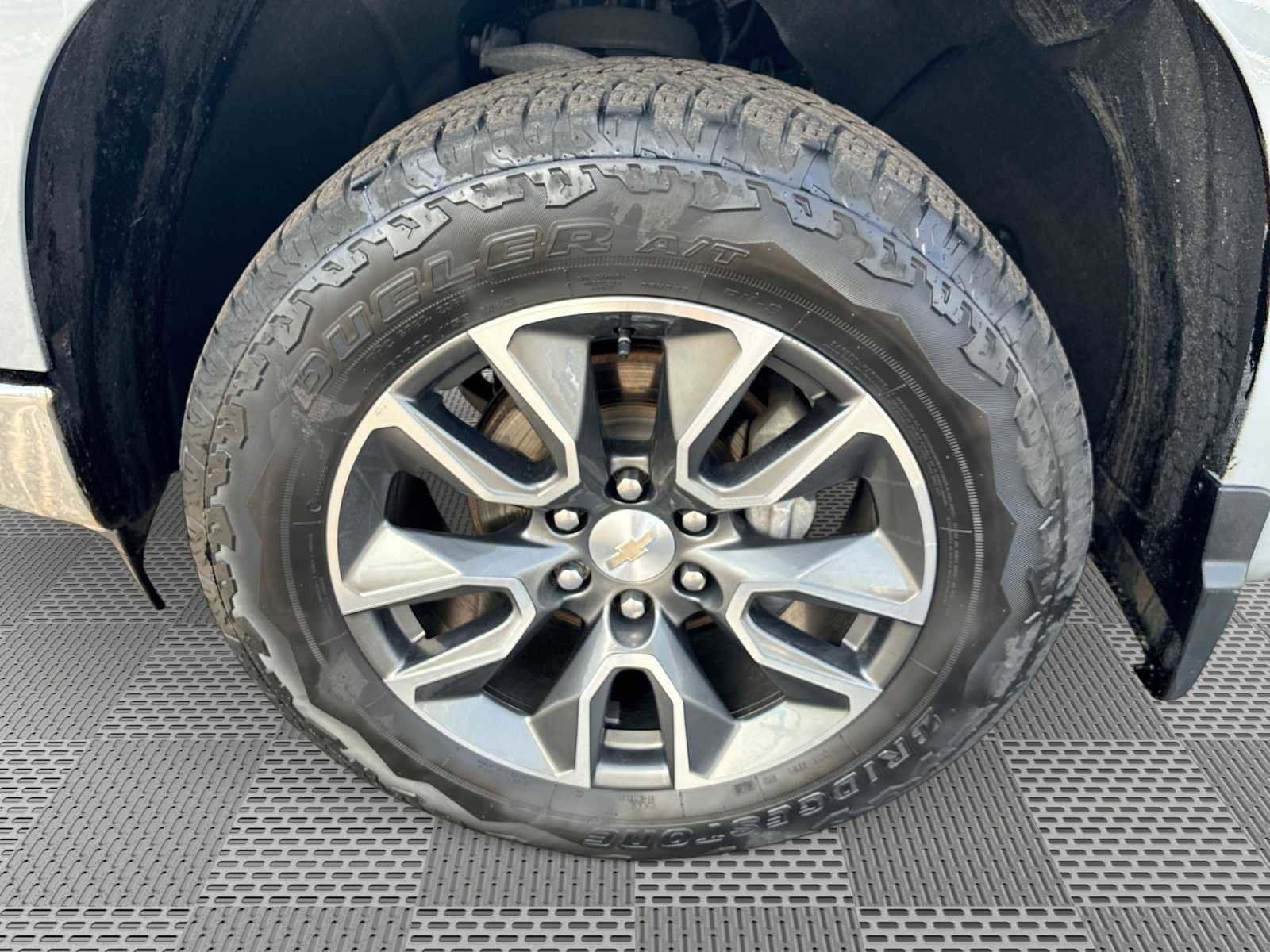 Certified 2024 Chevrolet Silverado 1500 LT image 33