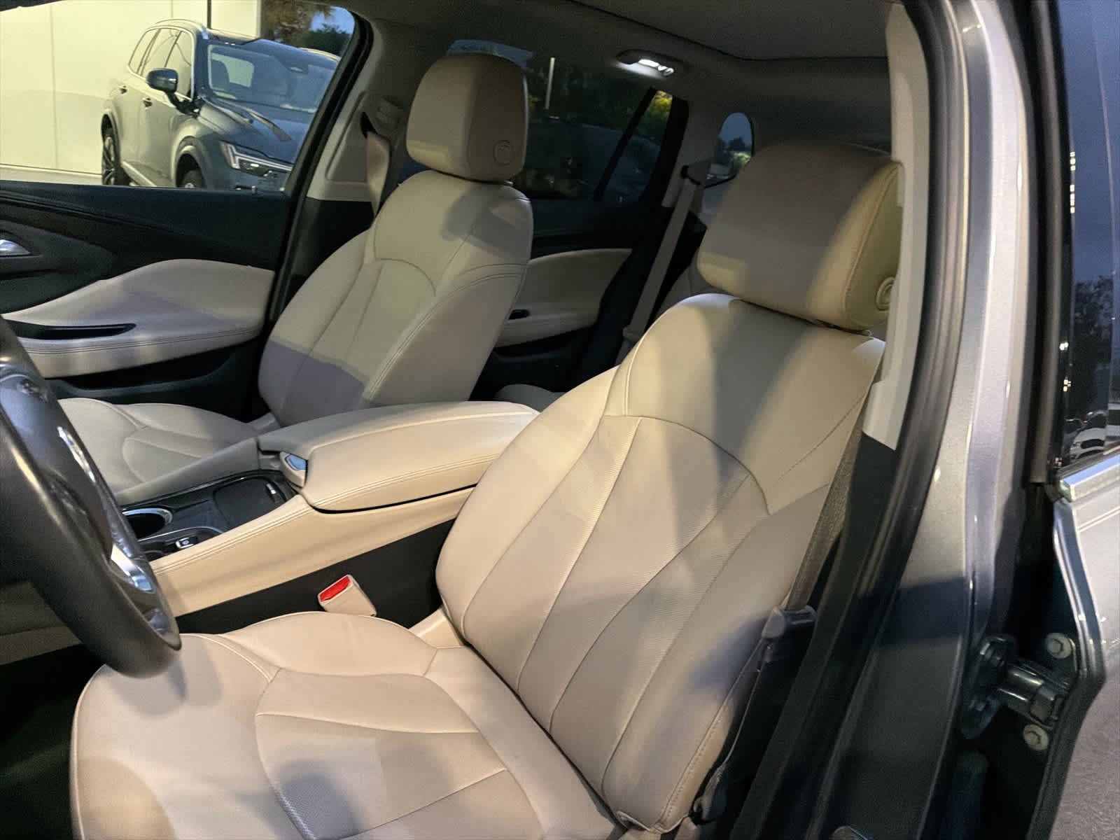 Used 2019 Buick Envision Essence image 61