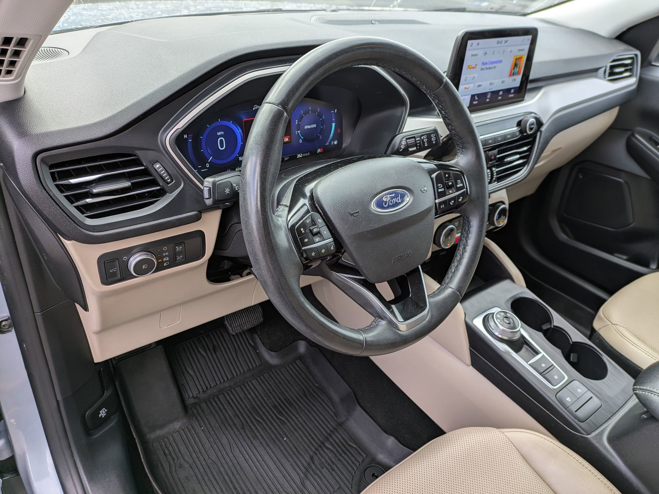 Used 2022 Ford Escape SEL w/ Technology Package image 8