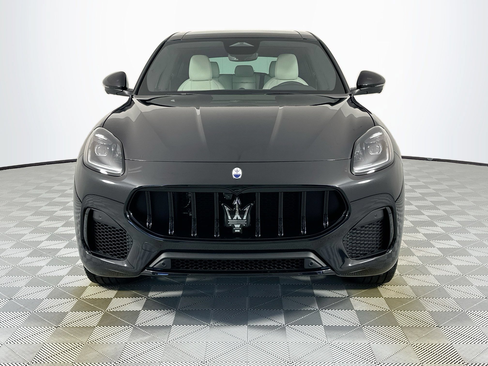 New 2026 Maserati Grecale Modena AWD/4WD image 2