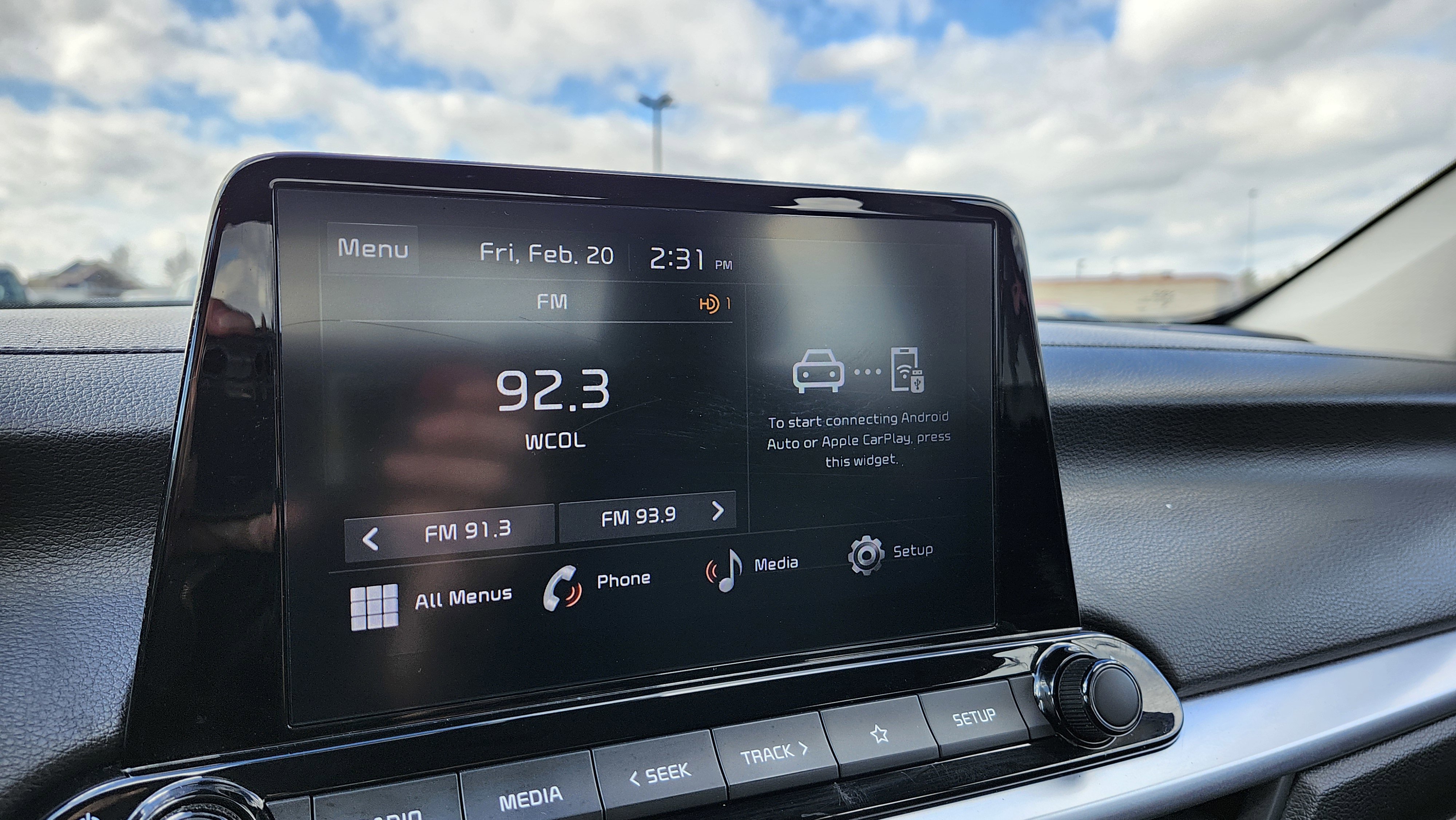 Used 2022 Kia Forte LXS w/ LXS Technology Package image 2