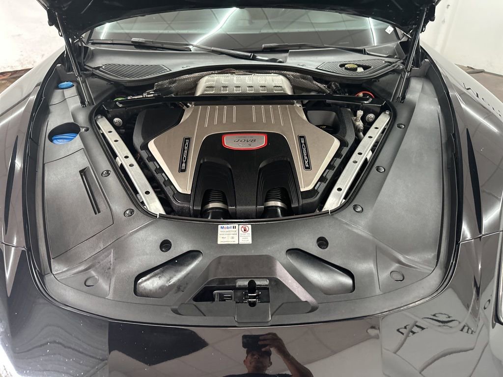 Used 2020 Porsche Panamera GTS w/ Premium Package Plus image 31