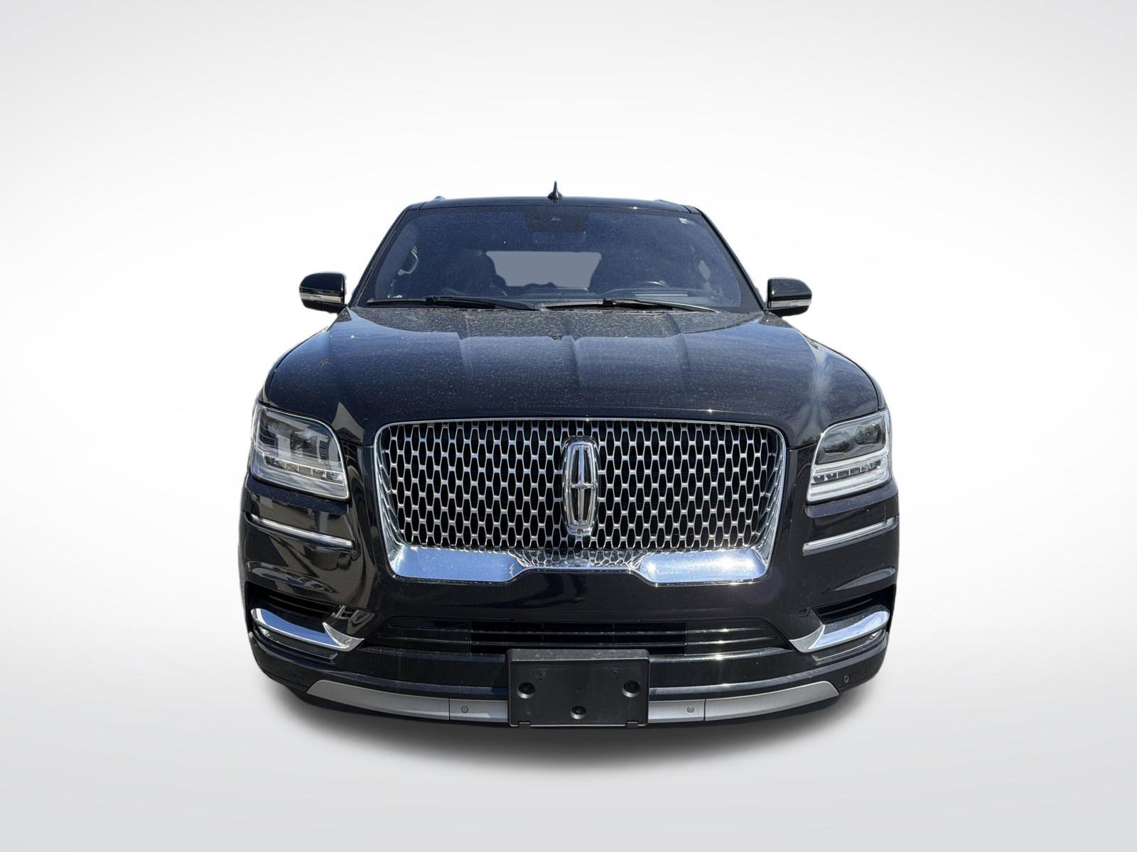 Used 2019 Lincoln Navigator Reserve AWD/4WD image 4