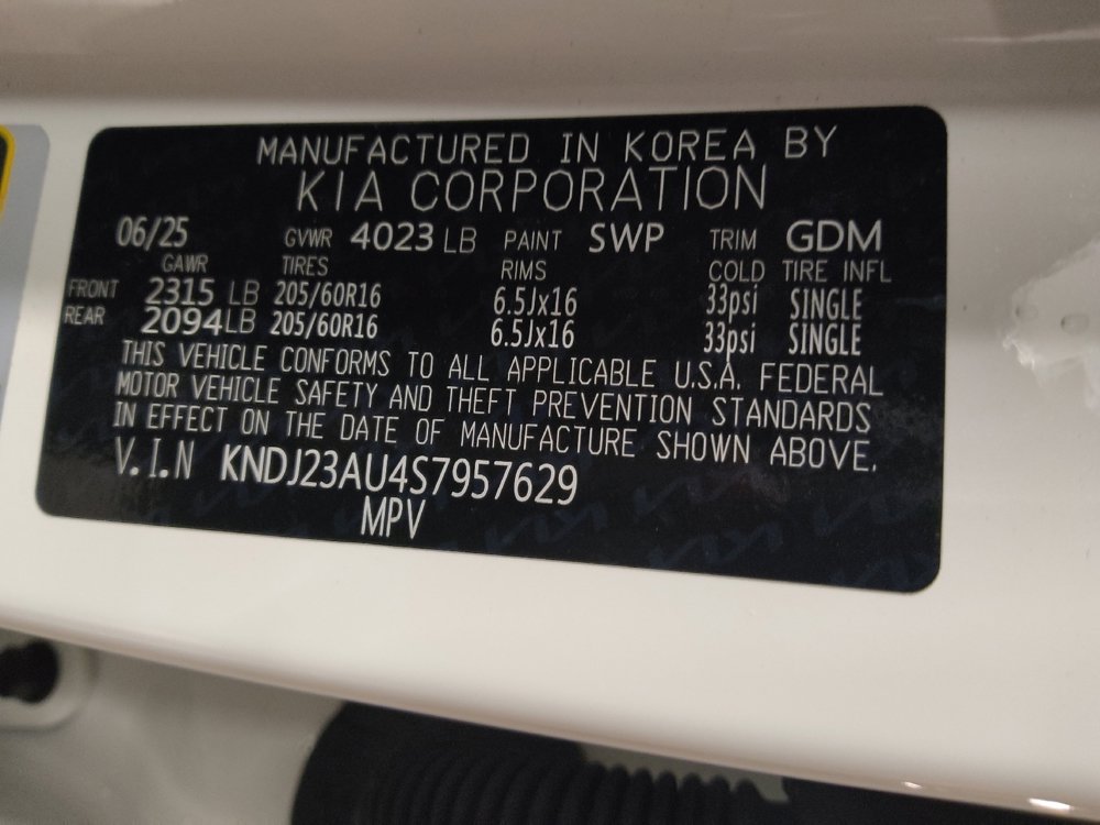 Used 2025 Kia Soul LX image 33