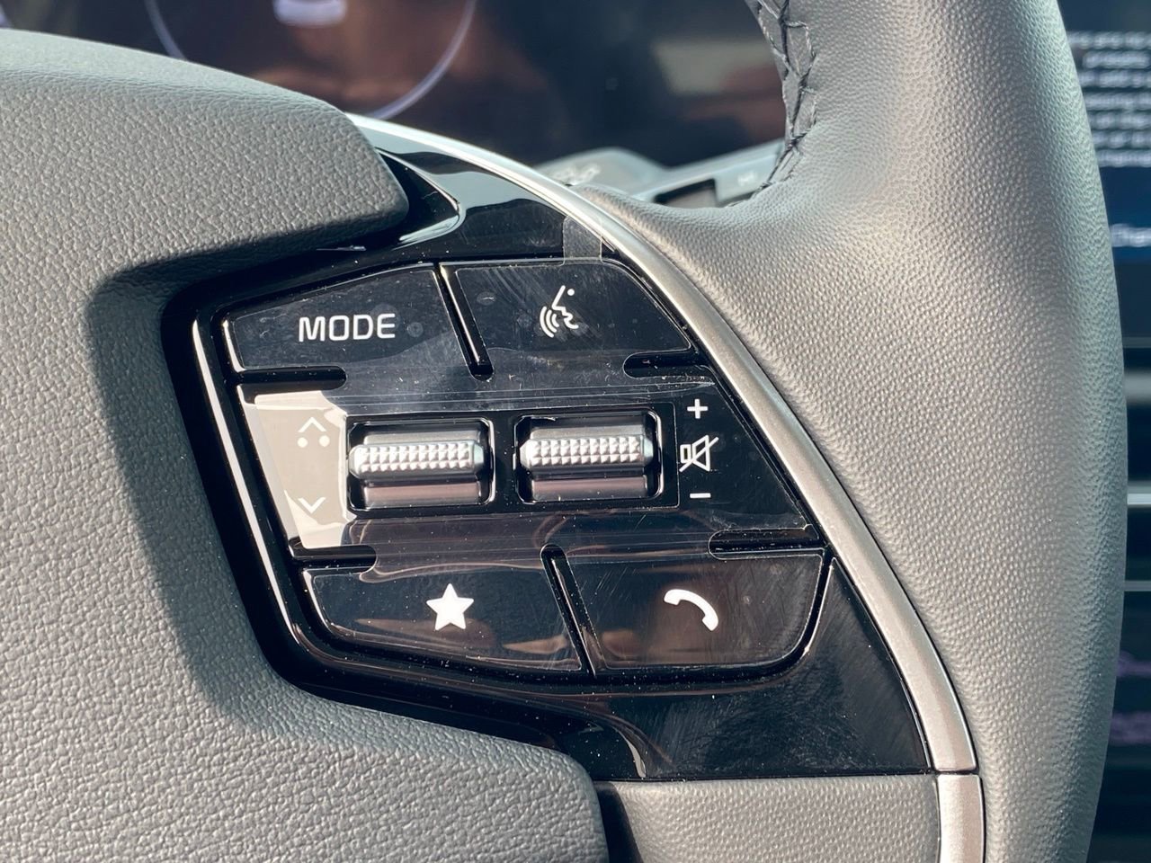 New 2026 Kia Niro Wind image 13