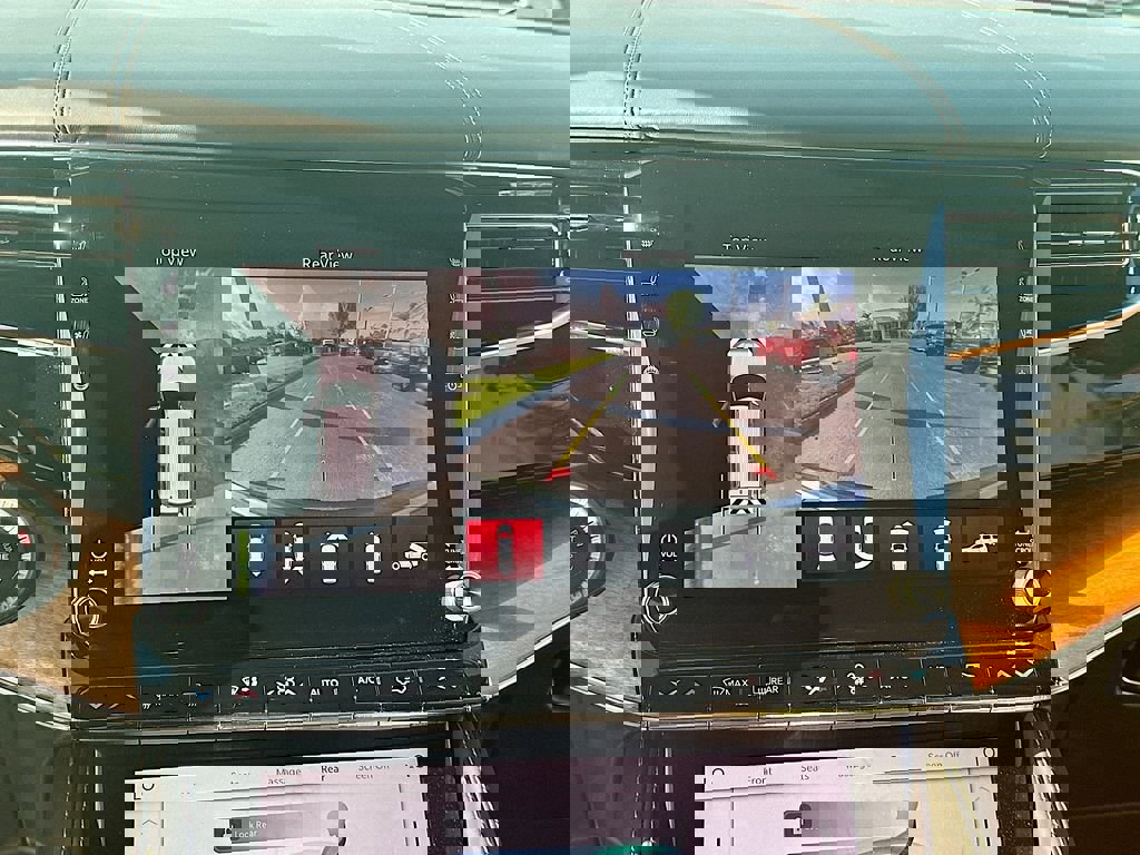 New 2024 Jeep Grand Wagoneer Series III w/ Rear Seat Video Group 1 image 15