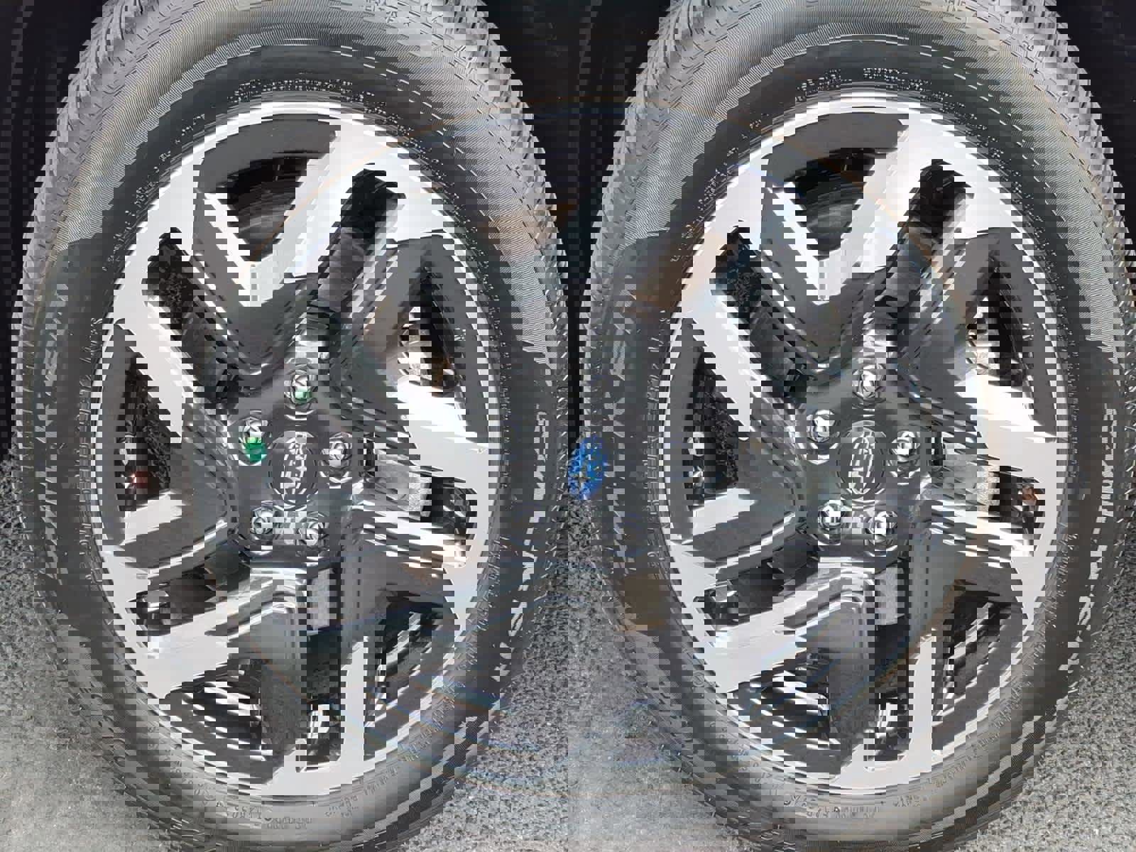 Certified 2025 Subaru Forester Premium w/ Protection Package (1PH) image 12