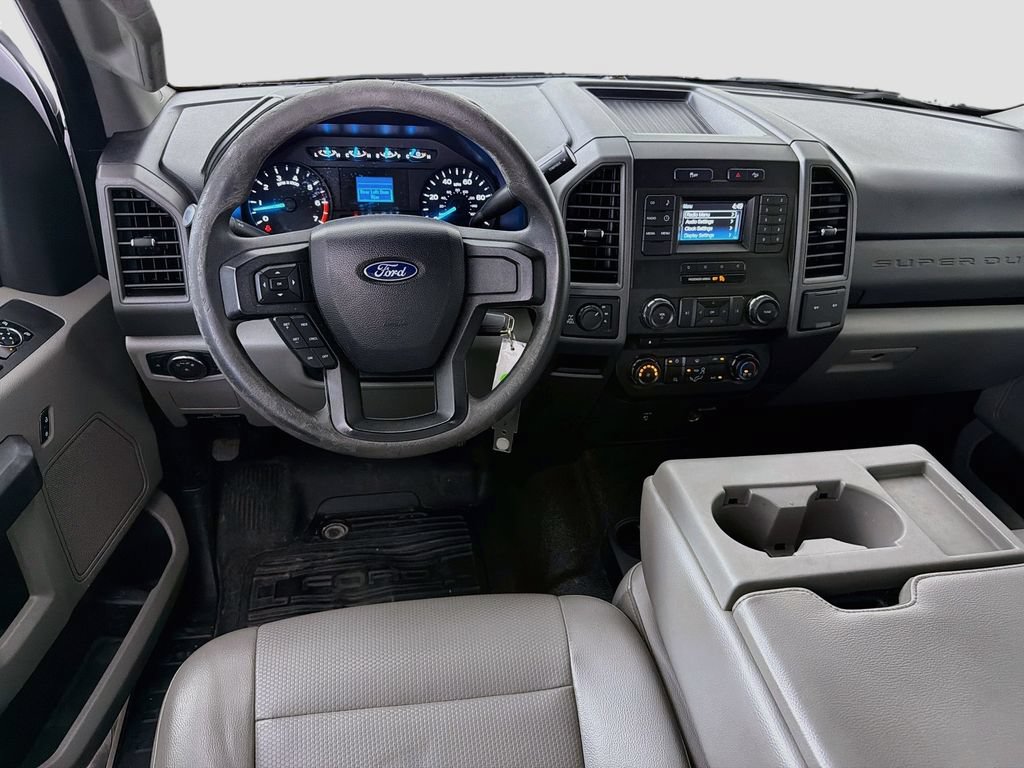 Used 2017 Ford F250 XL w/ Power Equipment Group AWD/4WD image 24