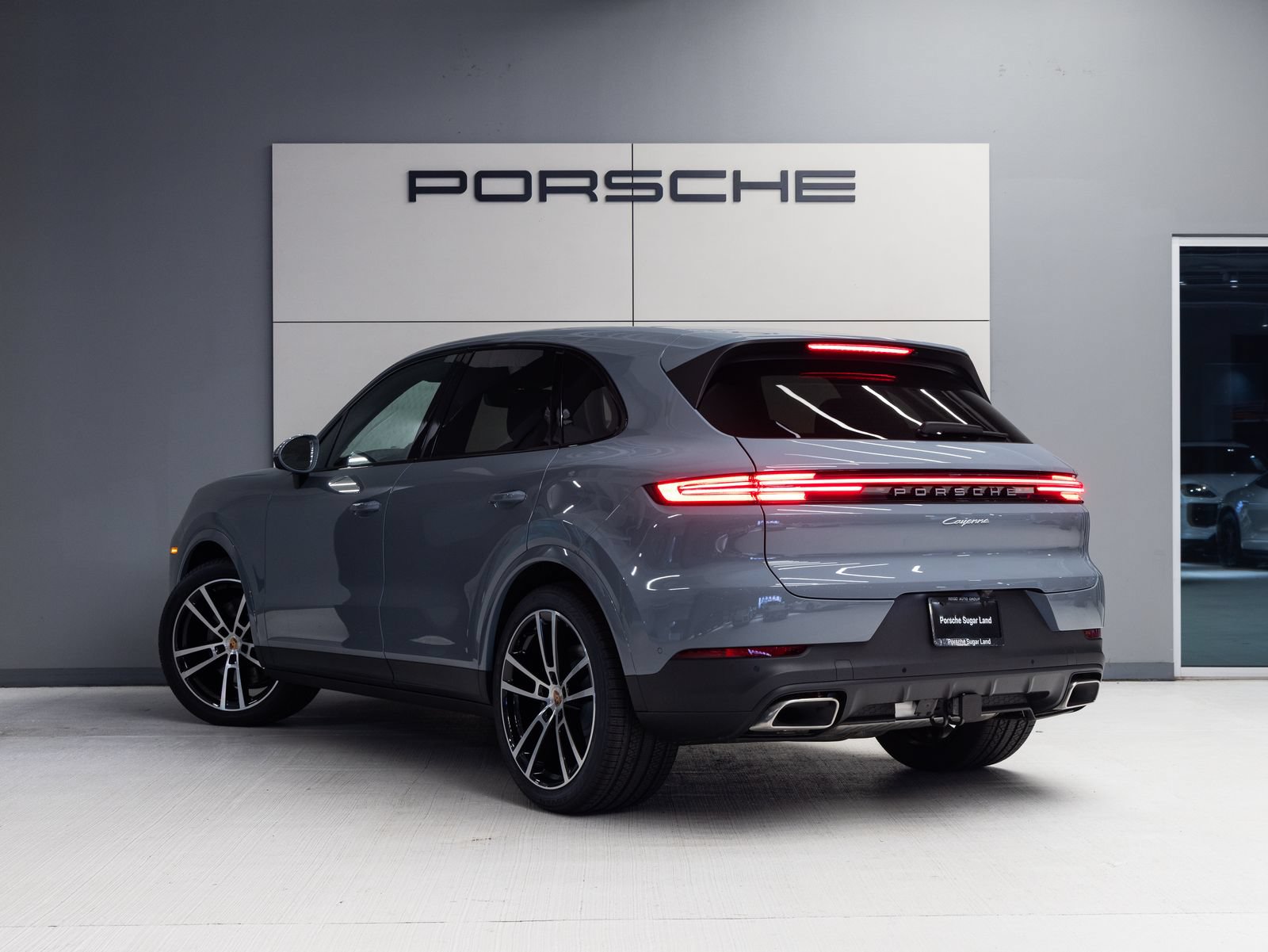 New 2026 Porsche Cayenne AWD/4WD image 3