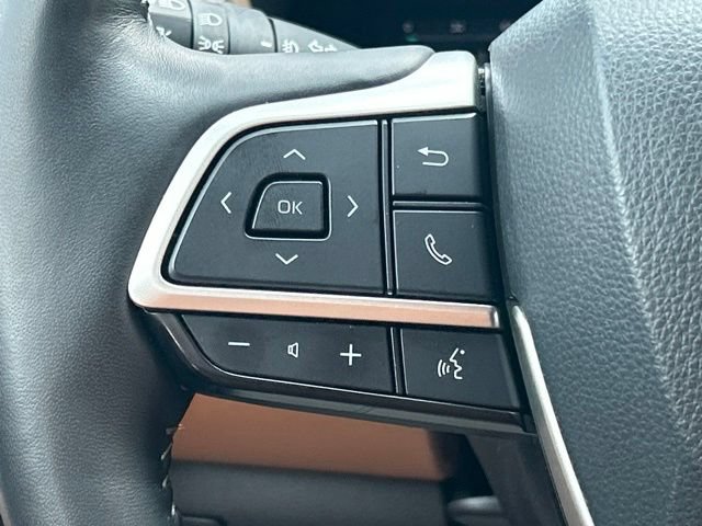 Certified 2025 Toyota Highlander Platinum AWD/4WD image 59