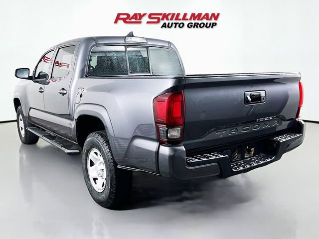 Used 2018 Toyota Tacoma SR image 5