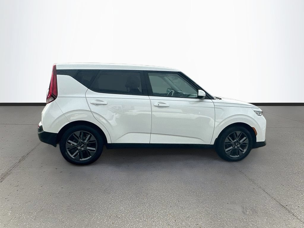 Certified 2022 Kia Soul EX FWD image 8